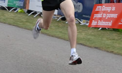 Myles Edwards flies along on the 5k